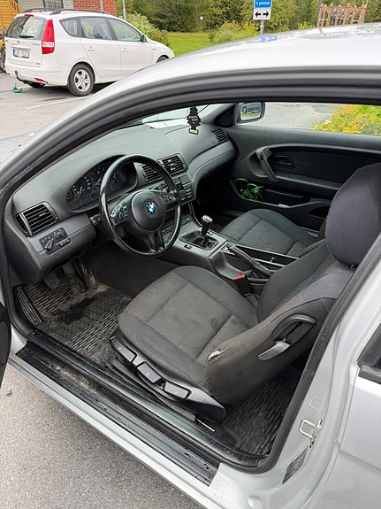 BMW 316Ti 5 of 9