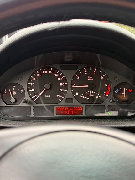 BMW 316Ti 9 of 9
