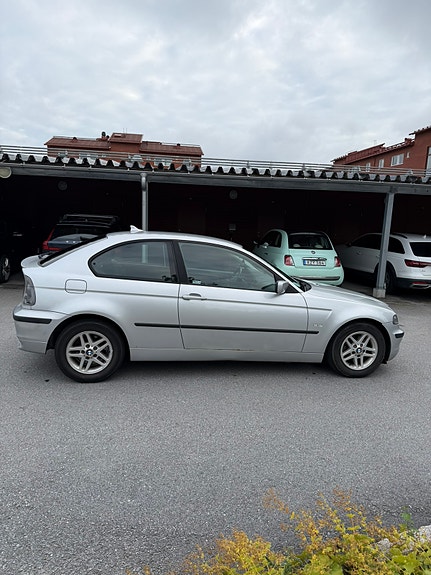 BMW 316Ti 4 of 9