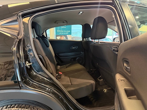 Honda HR-V 17 of 23