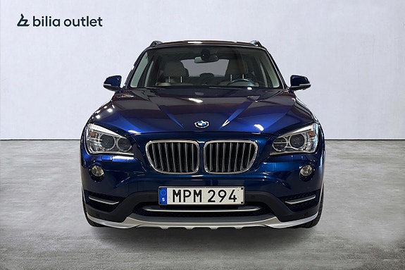 BMW X1 3 of 26