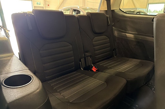 Ford Galaxy 23 of 26