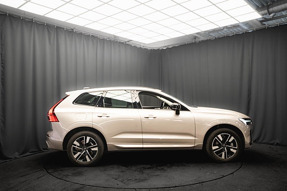 Volvo XC60 5 of 26