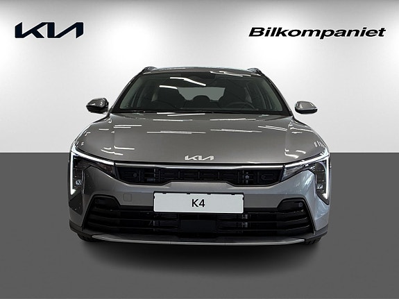 Kia K4 2 of 26