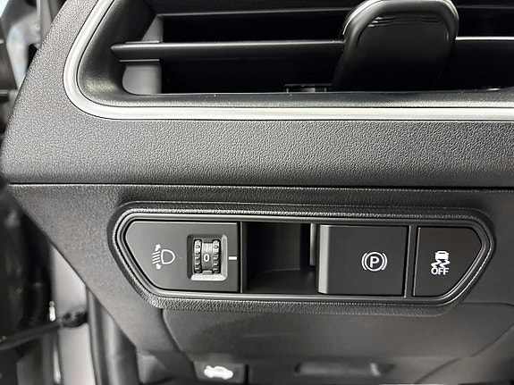 Kia K4 20 of 26