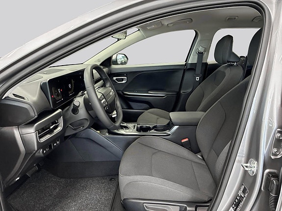 Kia K4 8 of 26