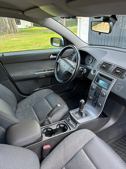 Volvo V50 8 of 19