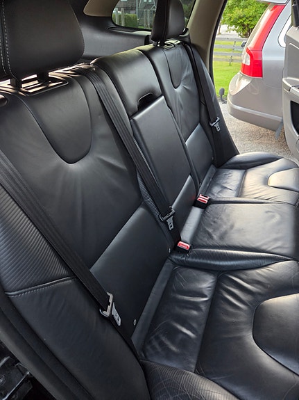 Volvo XC60 5 of 10