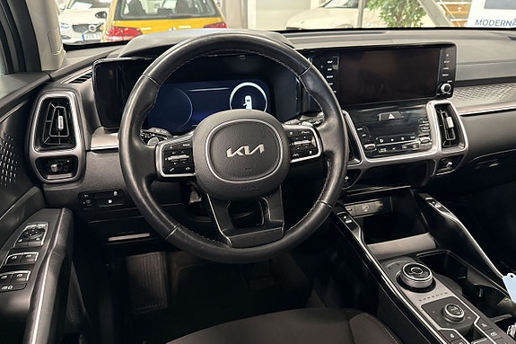 Kia Sorento 9 of 26