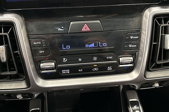 Kia Sorento 17 of 26