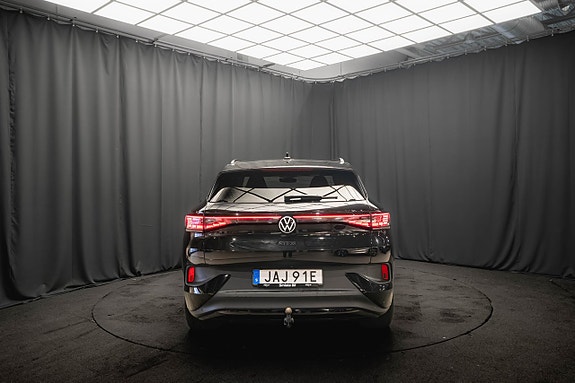 Volkswagen ID.4 GTX 8 of 24