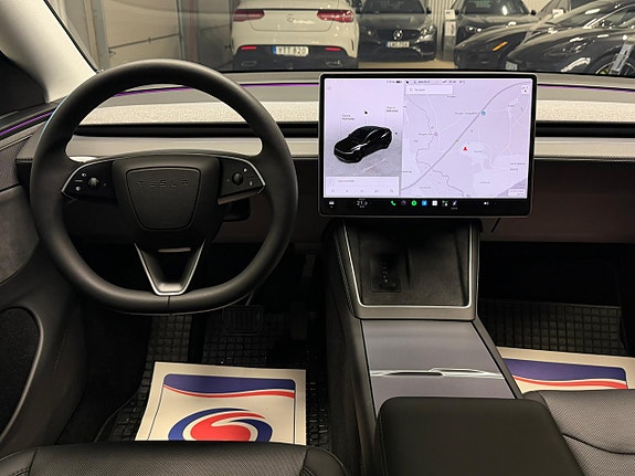 Tesla Model Y 11 of 25