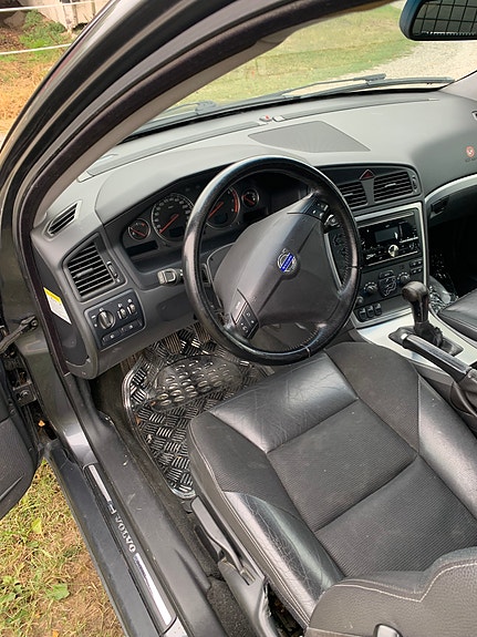 Volvo S60 3 of 3