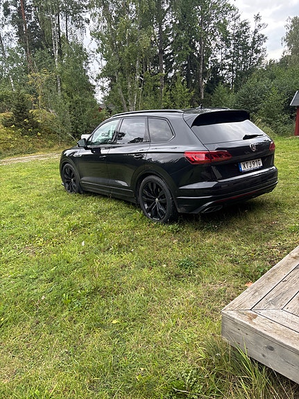 Volkswagen Touareg 5 of 5