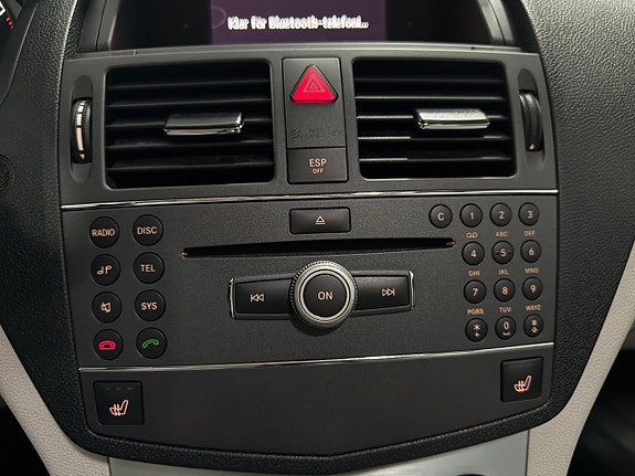 Mercedes-Benz C200 20 of 20