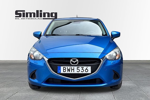 Mazda 2 5 of 10