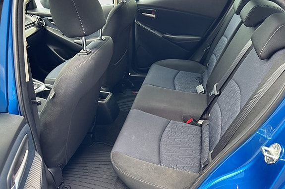 Mazda 2 7 of 10
