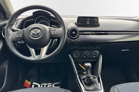 Mazda 2 8 of 10