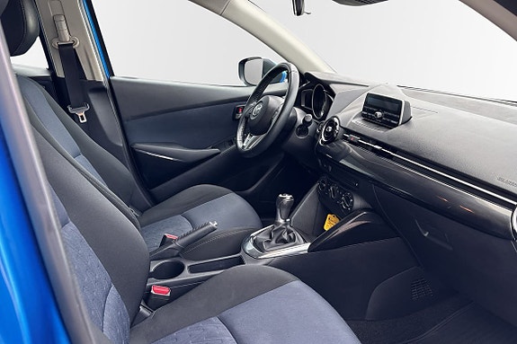 Mazda 2 6 of 10