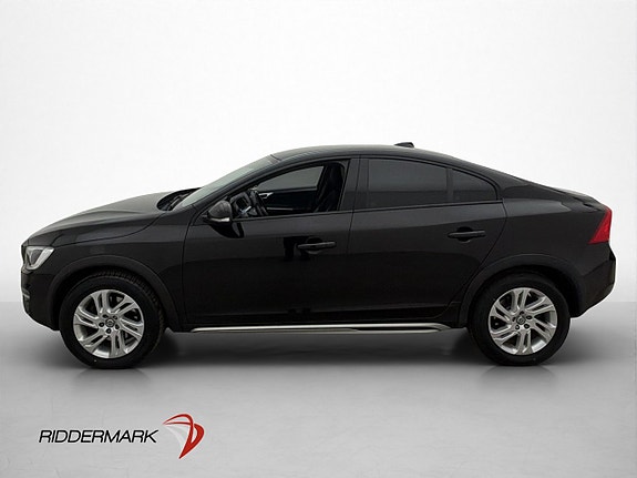 Volvo S60 Cross Country 2 of 28