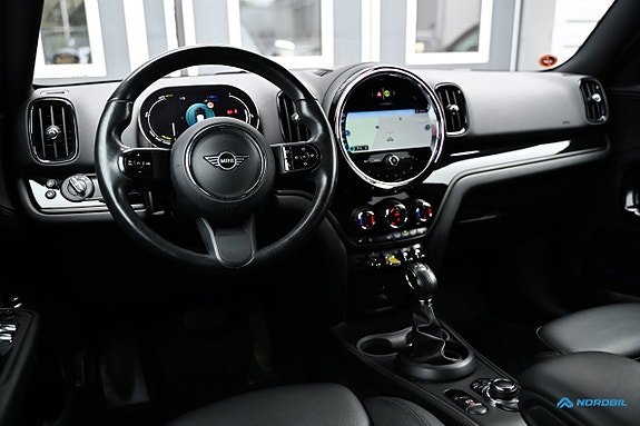 MINI Countryman Cooper SE 9 of 24