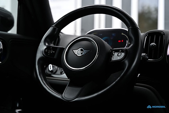 MINI Countryman Cooper SE 17 of 24