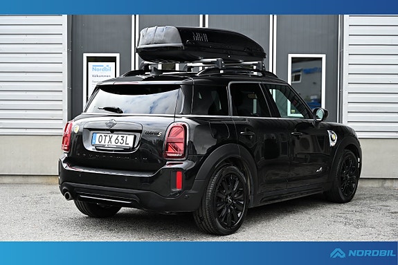 MINI Countryman Cooper SE 2 of 24