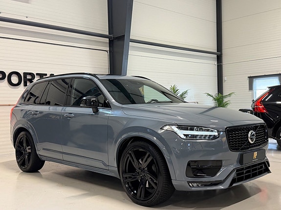 Volvo XC90 9 of 26