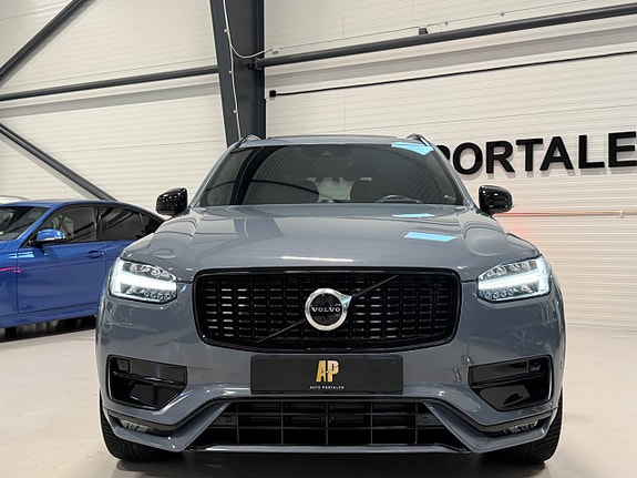 Volvo XC90 6 of 26