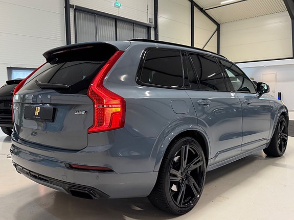 Volvo XC90 14 of 26