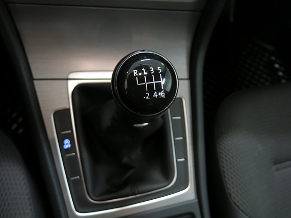 Volkswagen Golf I 13 of 24