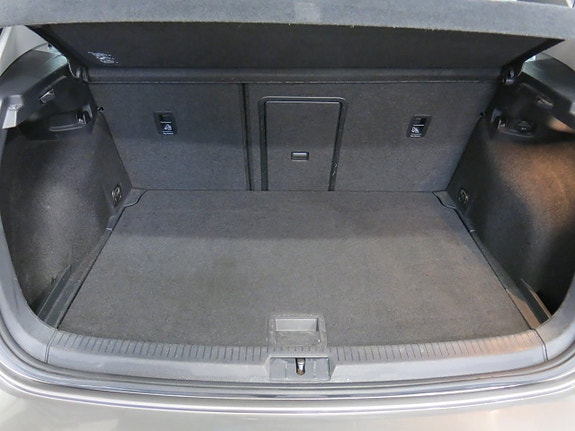 Volkswagen Golf I 19 of 24