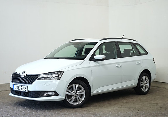 Skoda Fabia 2 of 10