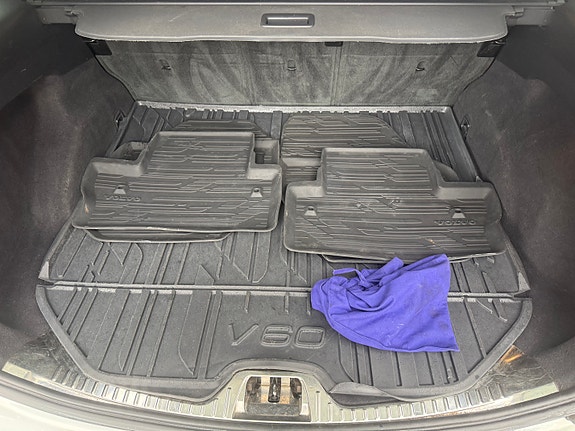 Volvo V60 Cross Country 15 of 19