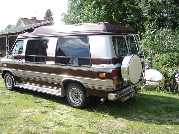 Chevrolet G20 3 of 3