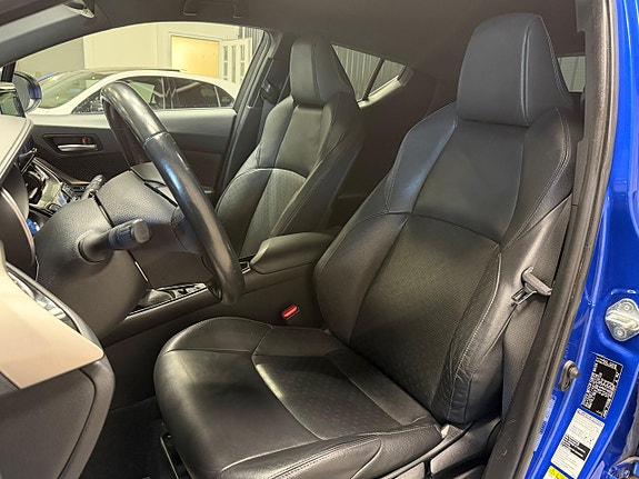 Toyota C-HR 13 of 23