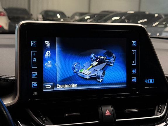 Toyota C-HR 18 of 23