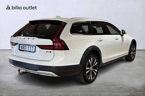 Volvo V90 Cross Country 6 of 26