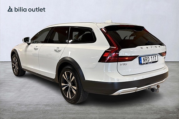 Volvo V90 Cross Country 8 of 26
