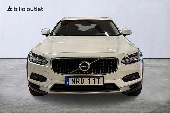 Volvo V90 Cross Country 3 of 26