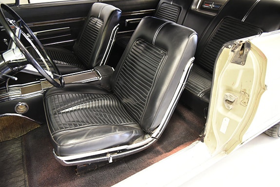 Plymouth Sport 24 of 30
