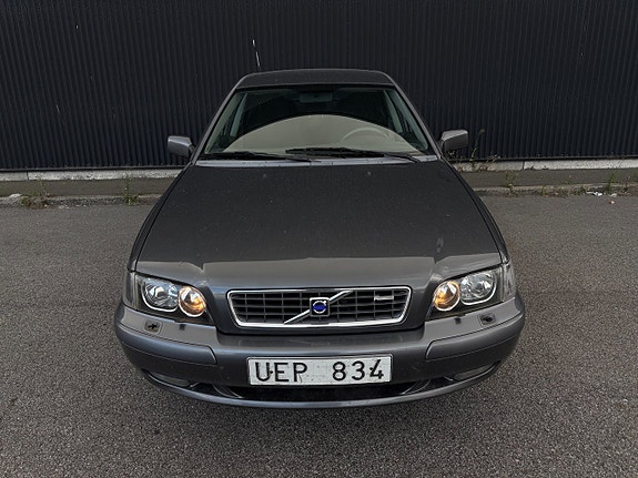 Volvo S40 3 of 8