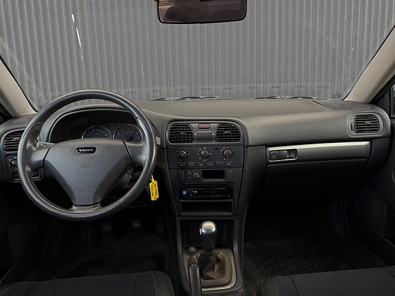 Volvo S40 7 of 8