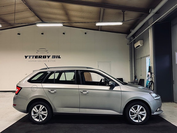 Skoda Fabia 2 of 26