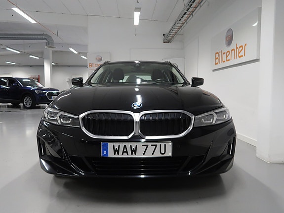 BMW 330e 10 of 30
