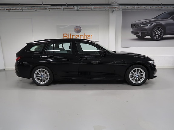 BMW 330e 5 of 30