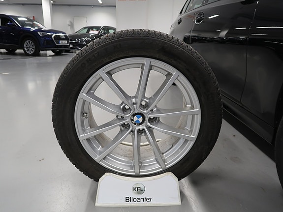 BMW 330e 13 of 30