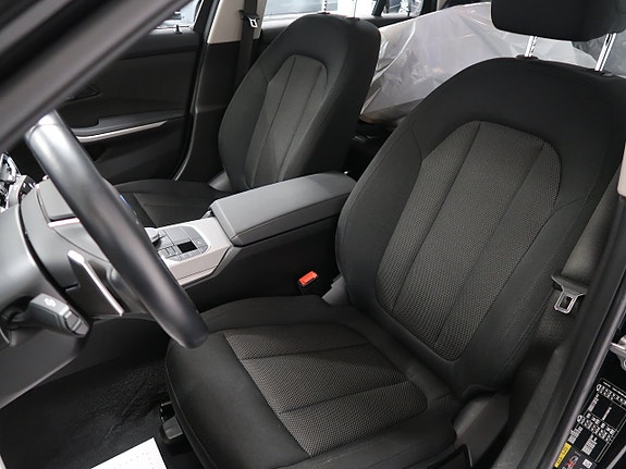 BMW 330e 17 of 30