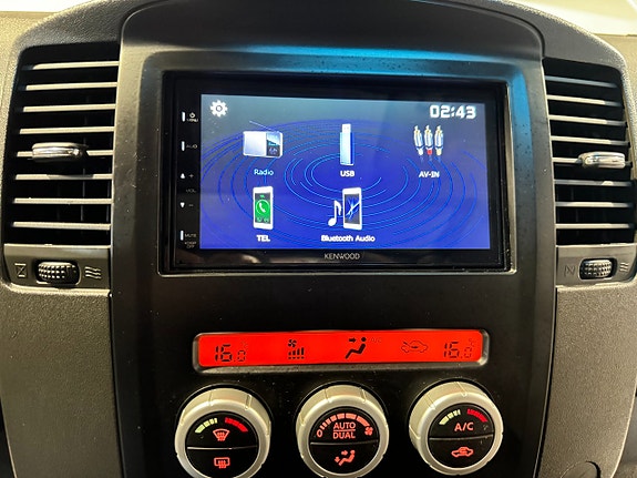 Nissan Navara 11 of 13