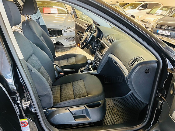 Skoda Octavia 10 of 19